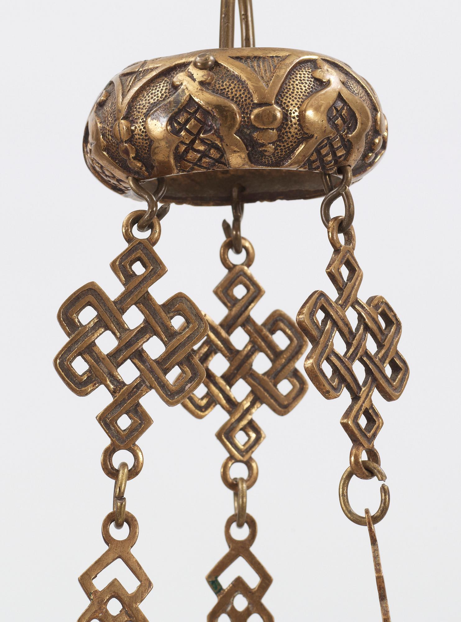 AMPEL, bronserad metall, 1800-talets slut. H 68.
