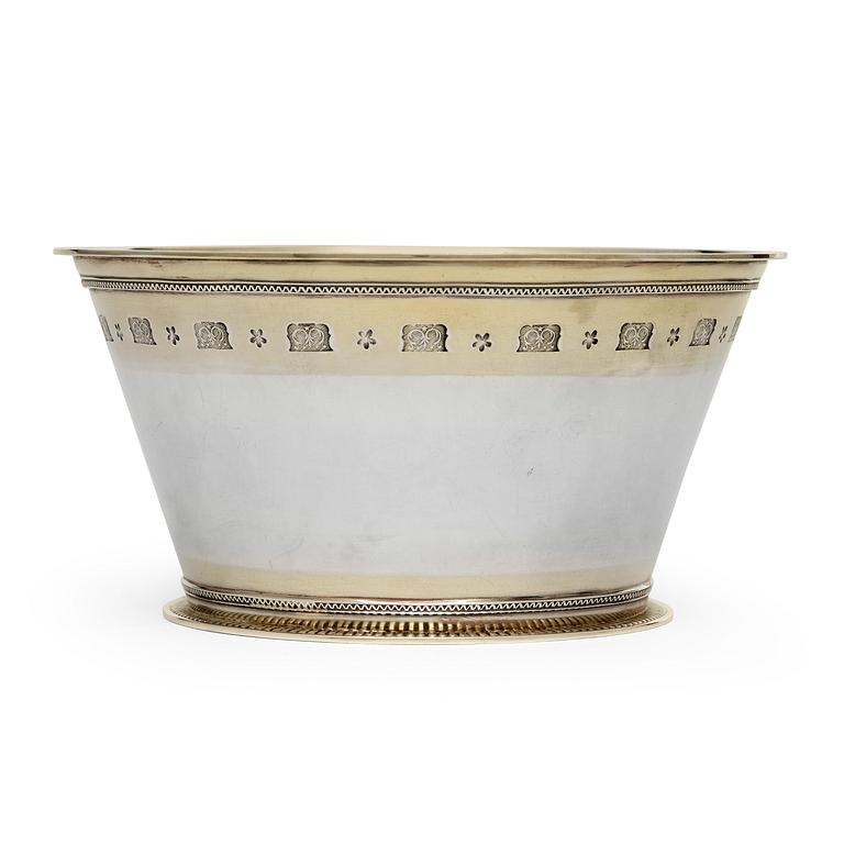 A Wiwen Nilsson sterling 'Byzantine' bowl, Lund Sweden 1960.