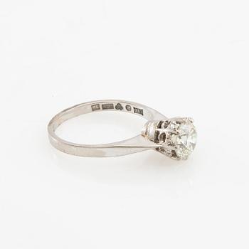 Hugo Olsson, Solitaire ring 18K white gold with a round brilliant-cut diamond, Helsingborg 1968.