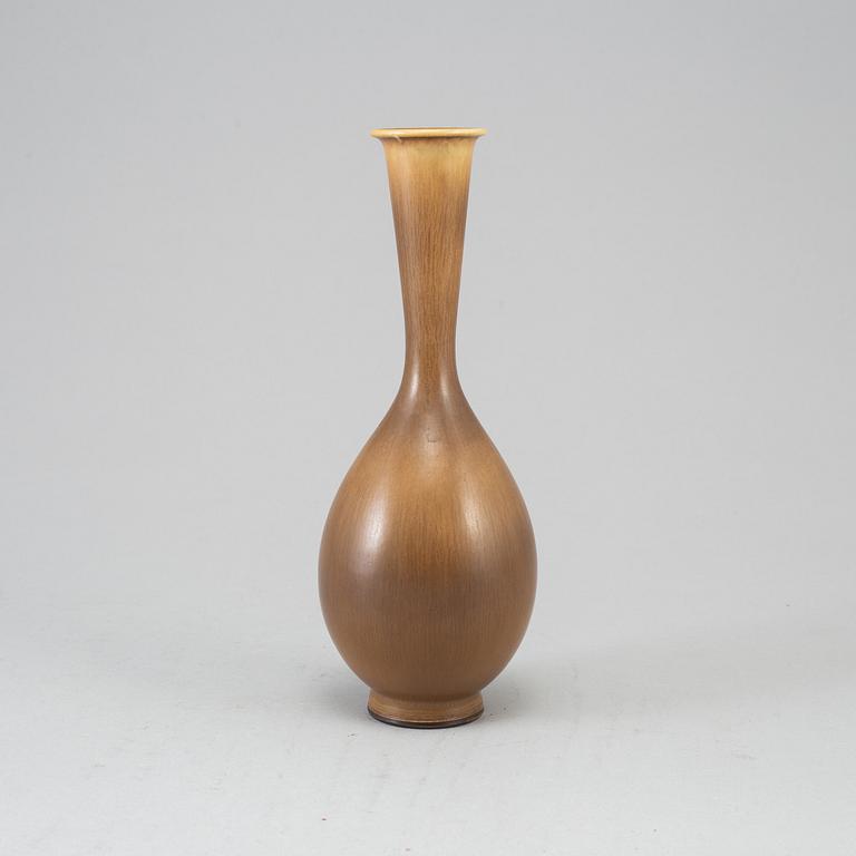 BERNDT FRIBERG, a stoneware vase, Gustavsberg studio, Sweden 1962.