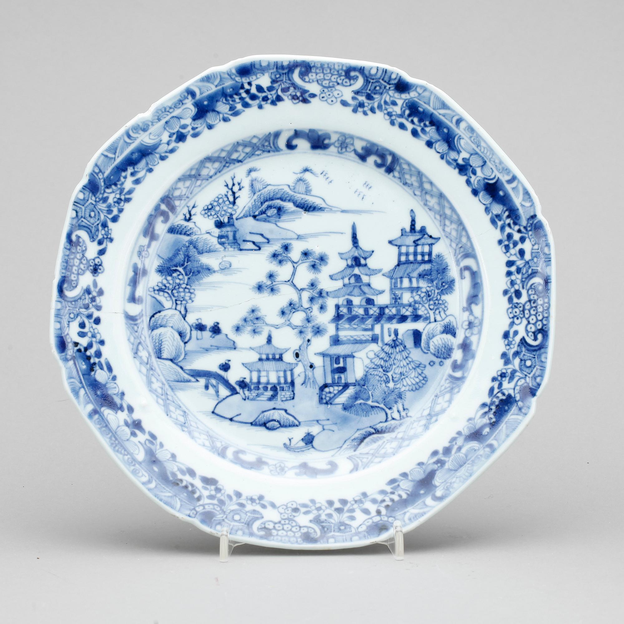 PARTI TALLRIKAR, 8 st, porslin, Kina, mestadels 1800-tal.
