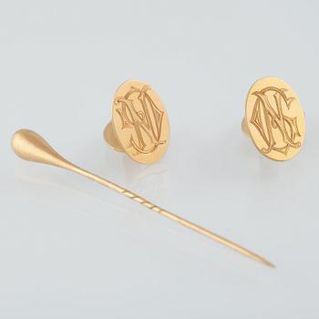 MANSCHETTKNAPPAR samt NÅL, 18K guld, delvis Gustaf Adolf Heribert Linder, Stockholm, 1927. Vikt 10,9 gram.