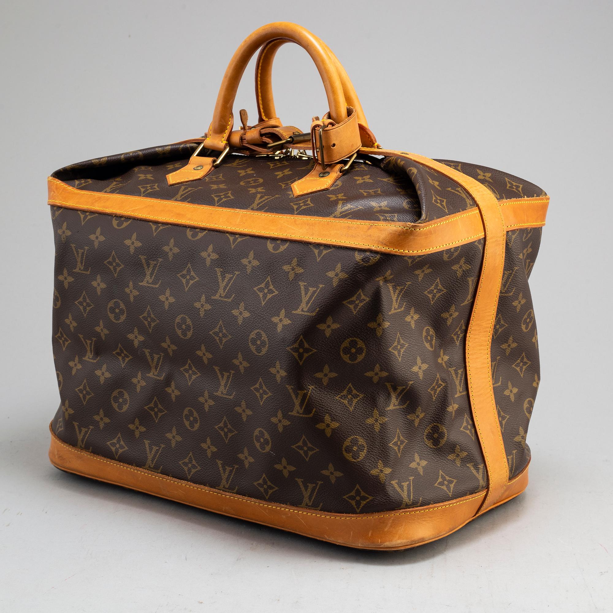LOUIS VUITTON, a "Grimaud" monogram canvas bag.