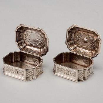 A Swedish 18th century 7 piece silver toilet service, mark of Johan Lorenz Starin, Stockholm 1736.