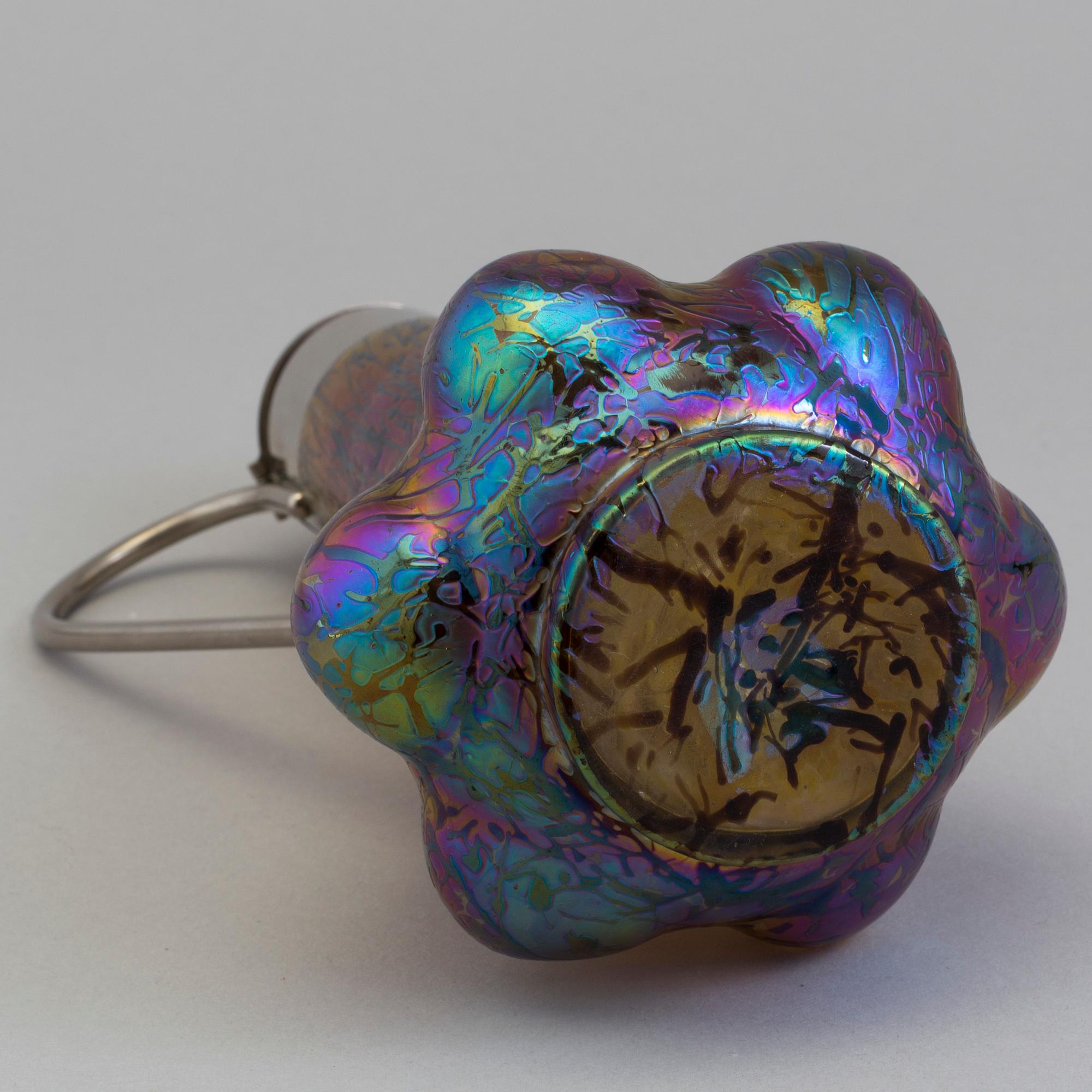 KANNA, Jugend, iriserande glas, sekelskiftet 1900.