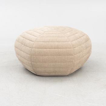 Nina Jobs, a 'Poppy' ottoman, Fogia.