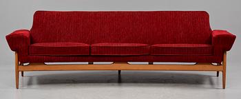 SOFFA, Johannes Andersen, AB Trensums Fåtöljfabrik, Trensum, 1960-tal.