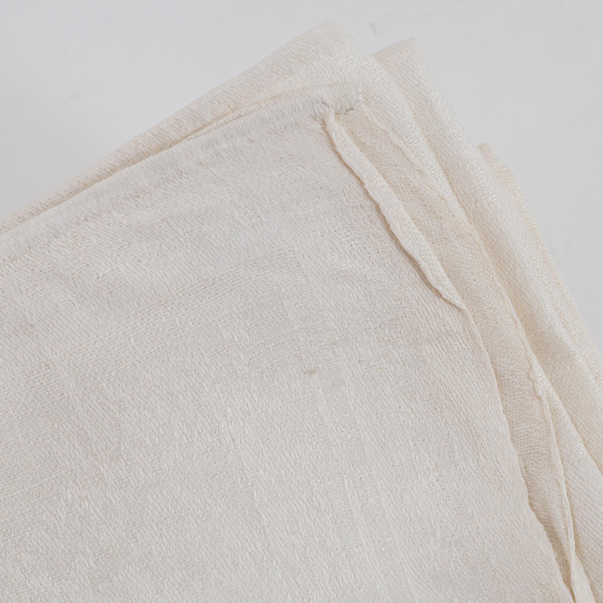 Twelve linnen napkins, 19th century.