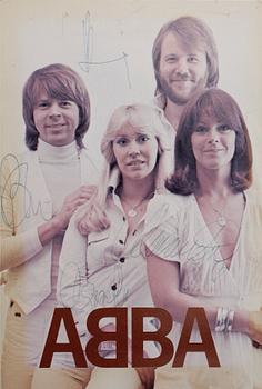 KORT MED AUTOGRAFER, ABBA, egenhändiga.