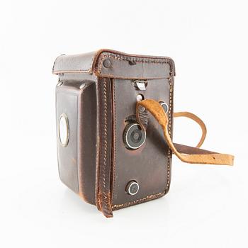 Camera Rolleiflex  1930s/40s with accessories Franke & Heidecke Germany.