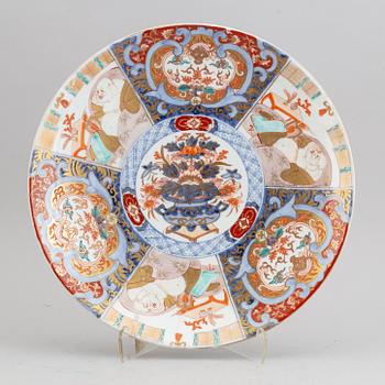 A Japanese dish, 20th century.