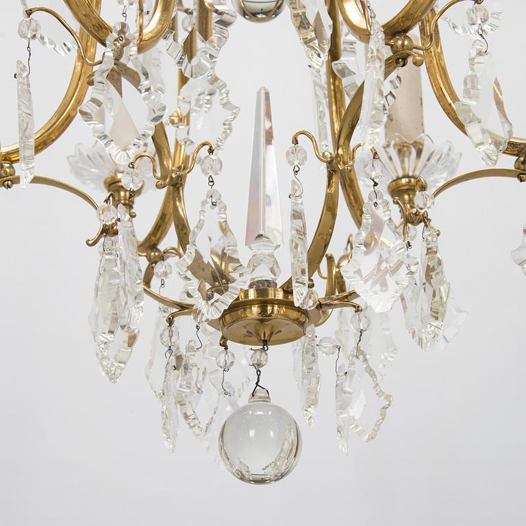 Paavo Tynell, a mid-20th century '1465/6' chandelier for Taito.