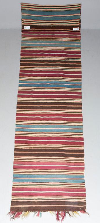 GALLERIMATTA, 1900-talets första hälft, ca 353x 90 cm.