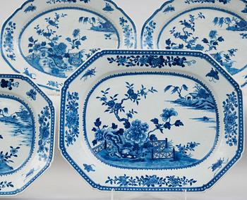 A blue and white dinner service, Qing dynasty, Qianlong (1736-95).