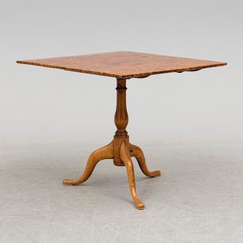 FÄLLBORD, Jacob Siölin, (mästare i Köping och Kungsör 1767-1785) signerat och numrerat 878.