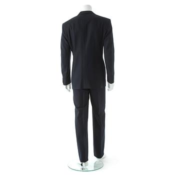 GÖTRICH, a men's suit consisting of dinner jacket and pants.