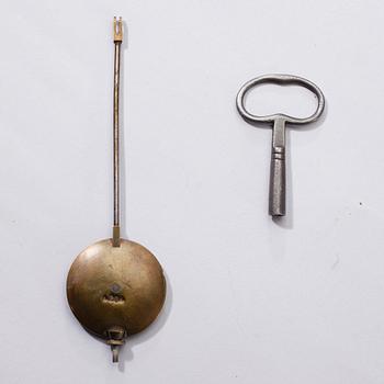 BORDSPENDYL, bronserad metall, 1800- talets slut.