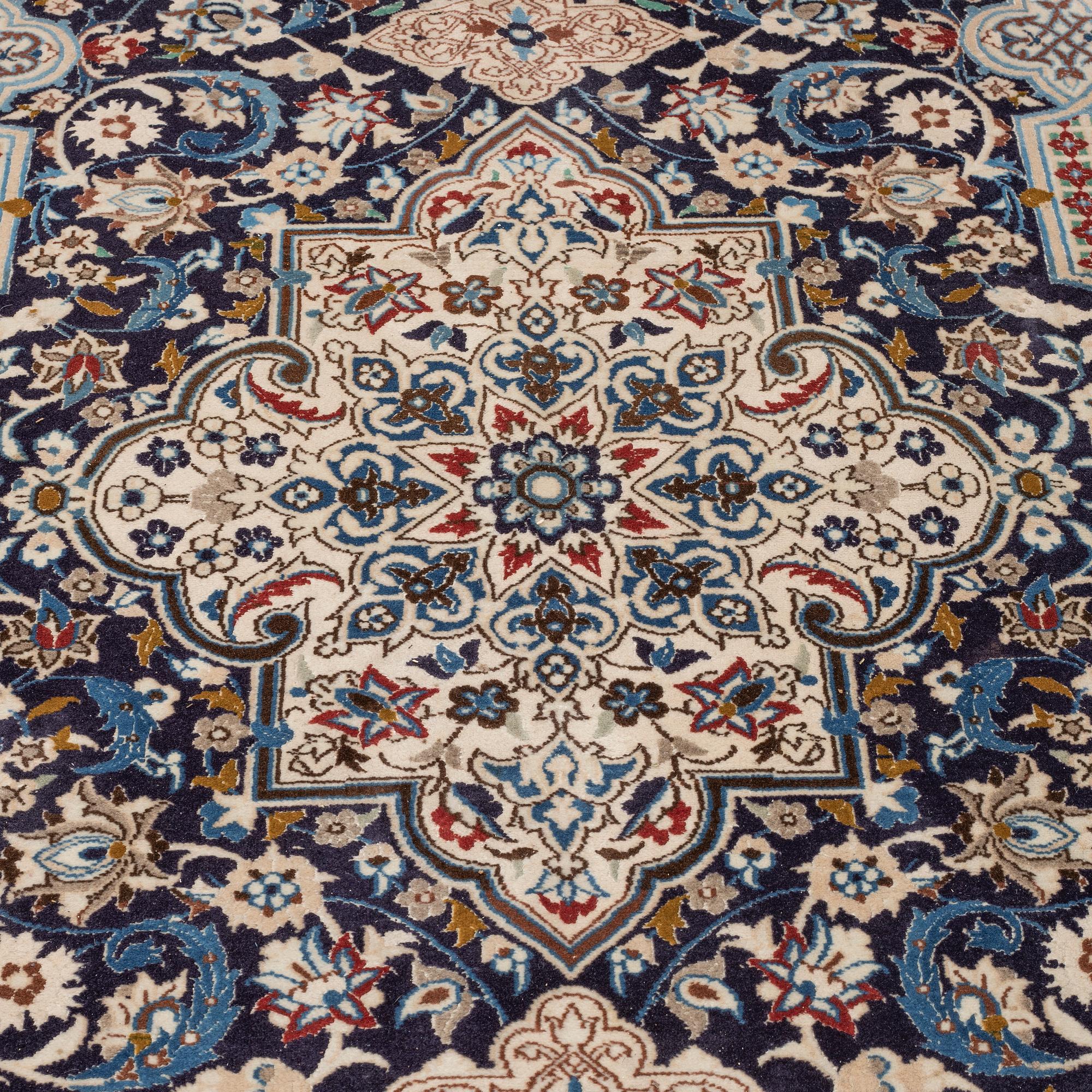 A CARPET, Nain, part silk, ca 258,5 x 165 cm.