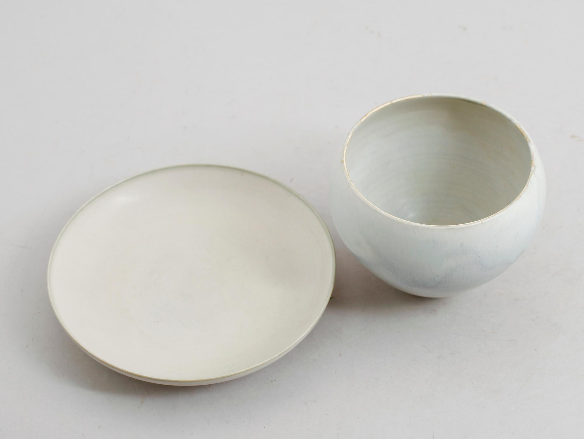 SKÅLAR, 2 st, lergods, Friedl Holzer Kjellberg, Arabia, 1900-talets andra hälft.