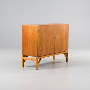A SIDEBOARD BY BØRGE MOGENSEN, FDB Furniture.