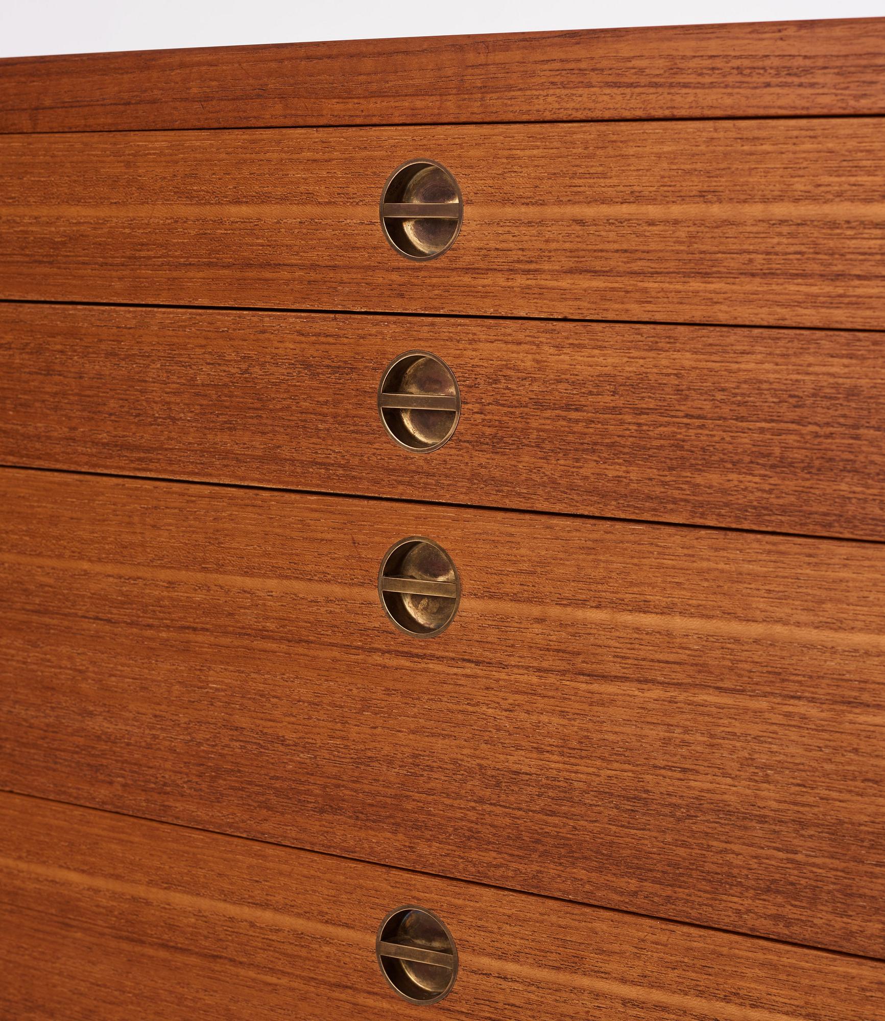Børge Mogensen, a chest of drawers, P Lauritsen & Son, Denmark, 1950-60s.