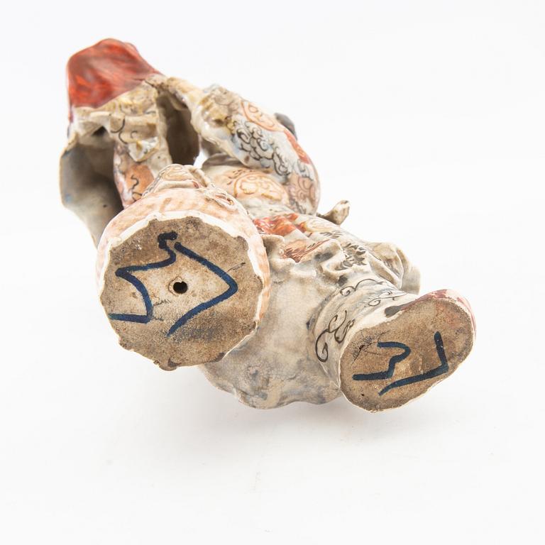 Figure Japan 20th century porcelain.