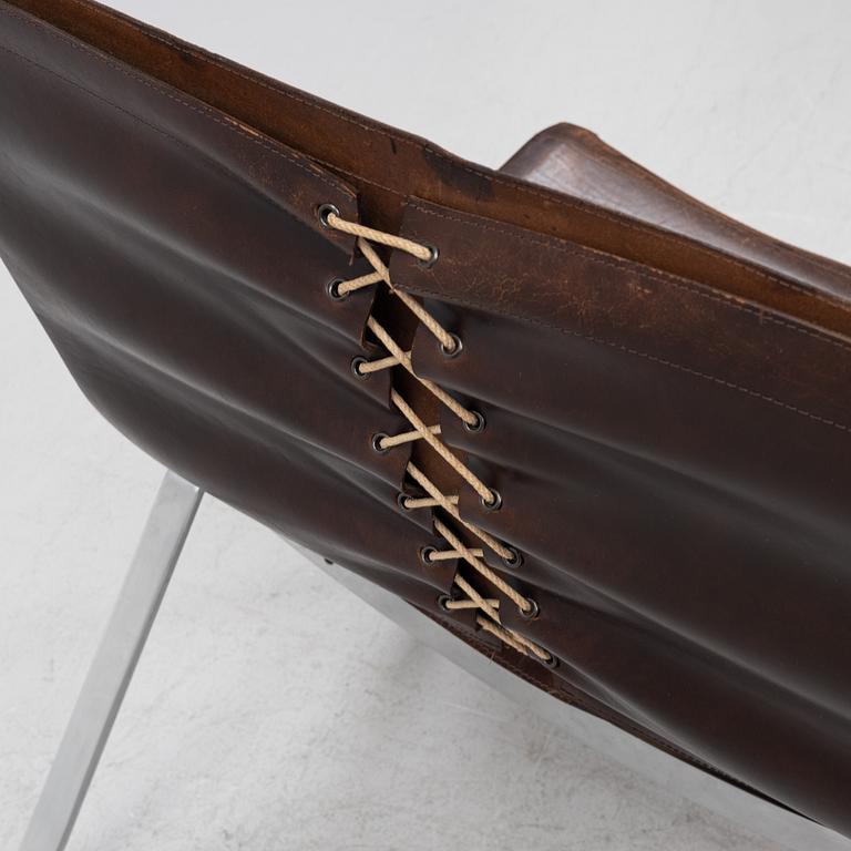 Preben Fabricius, a pair of Arnold Exclusiv easy chairs which belonged to the designer Anders Pehrson.