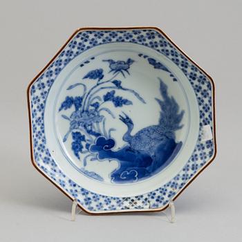 Ten Japanese porcelain deep dishes, late 19th century.