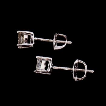 ÖRHÄNGEN, 1 par, 14 k vitguld med diamanter tot ca 0.70 ct.