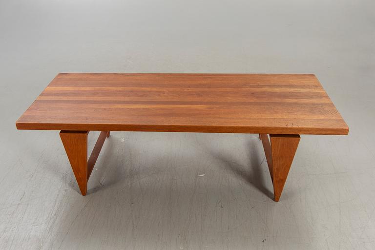An ML 115 teak coffe table by Illum Wikkelsö Denmark later part of the 20th century.