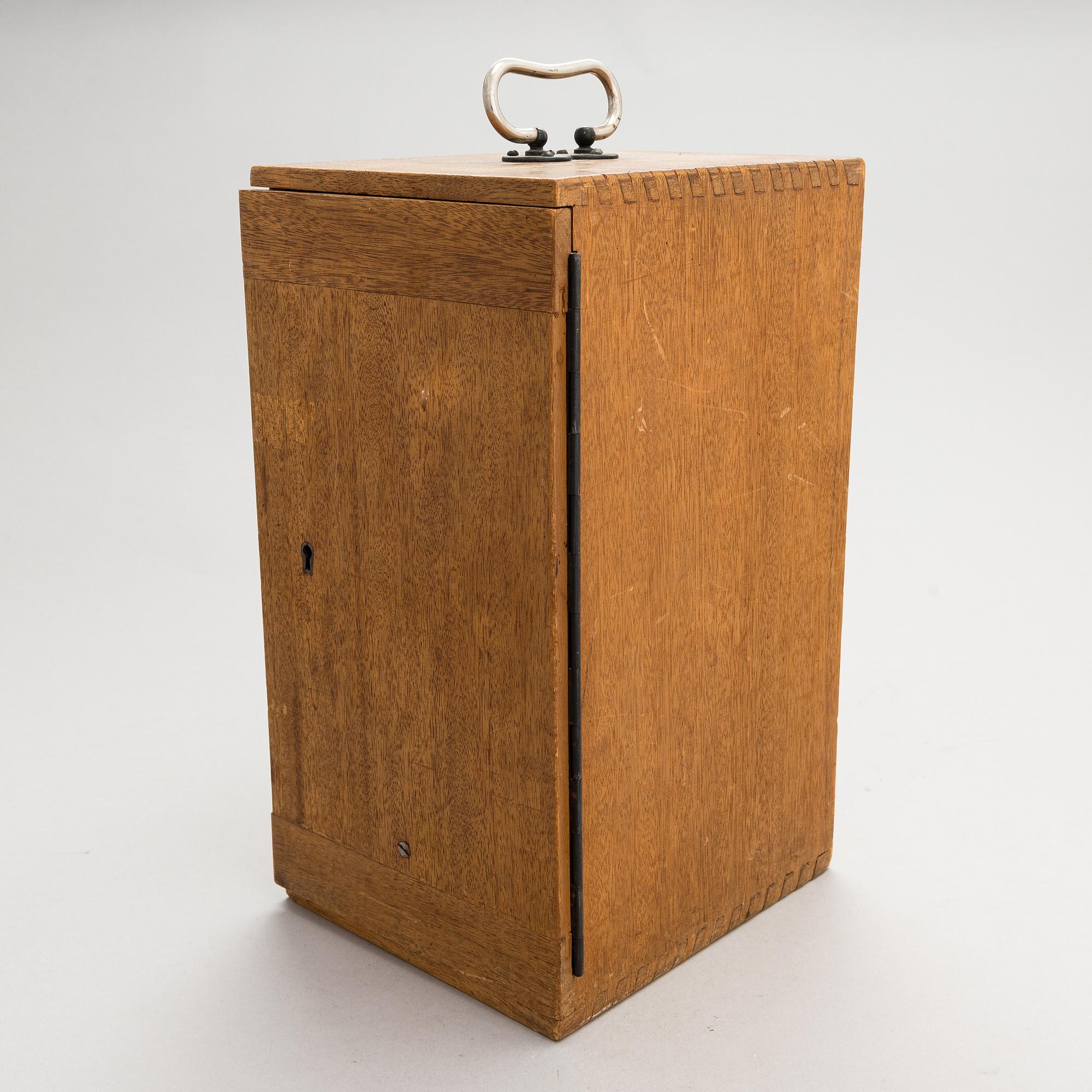 C Reichert, A microscope in box. Wienna ca. 1920.