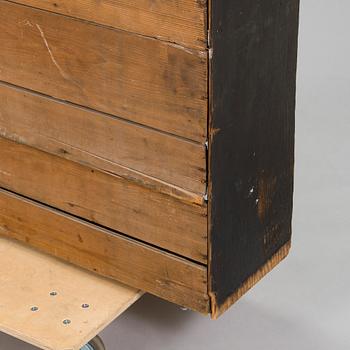 A shelf, circa 1900.