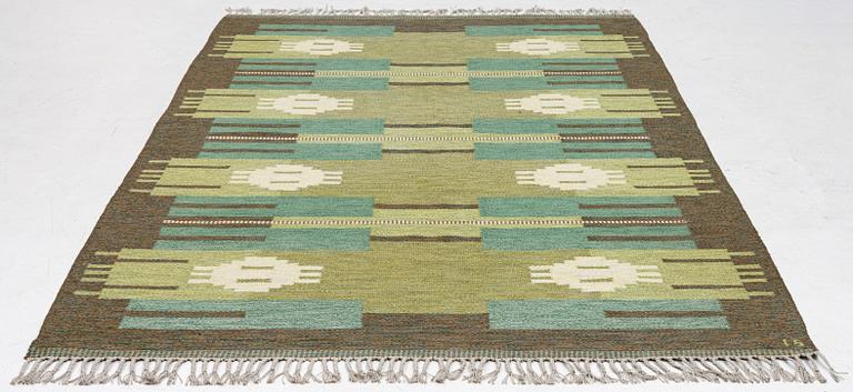 Ingegerd Silow, rug, flat weave, signed IS, approx. 305 x 190 cm.
