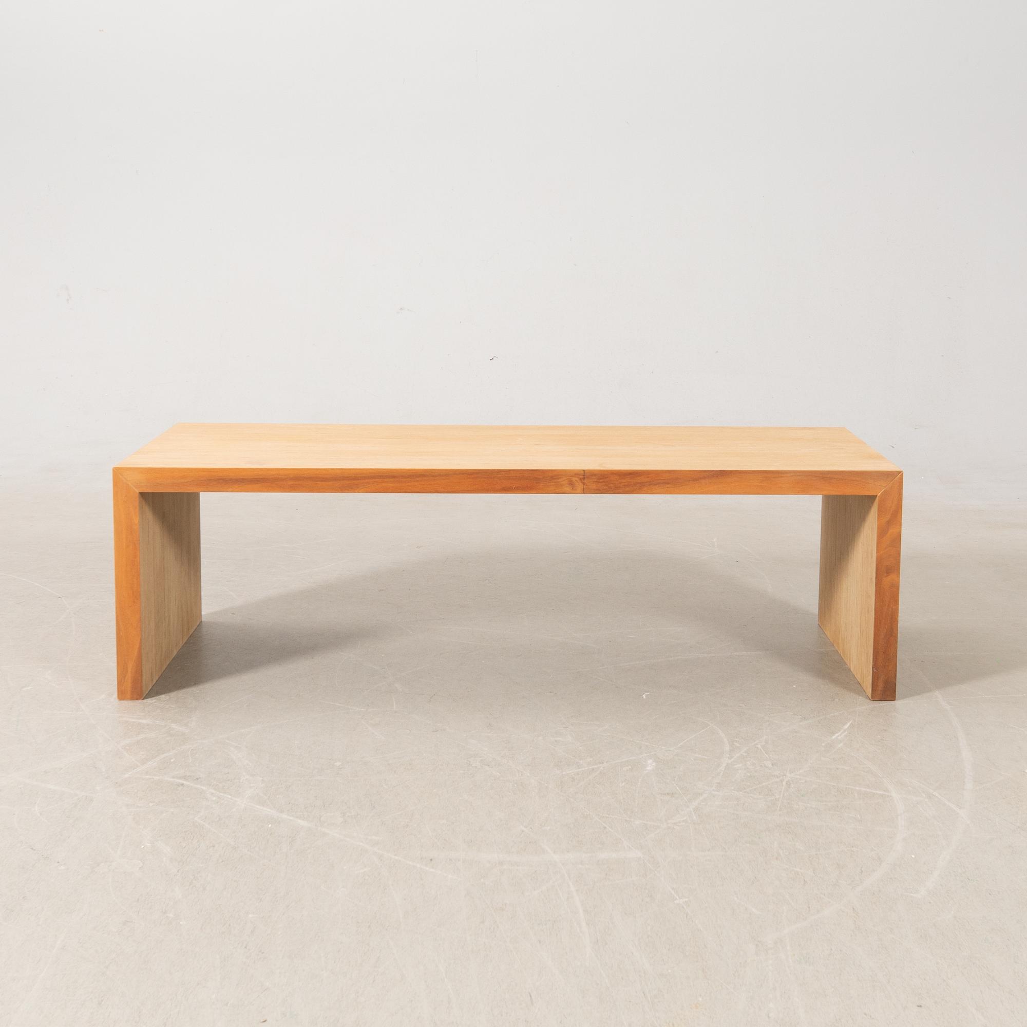 Soffbord/bänk, 2000-tal.