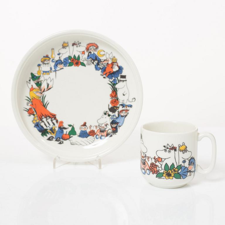 Arabia, Moomin mugs, plates and a jug, 7 pieces, porcelain, Finland.