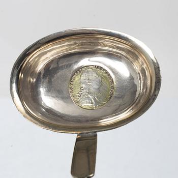 Cutlery, 30 pieces, silver, England and Sweden, including John Walton, Newcastle 1836.