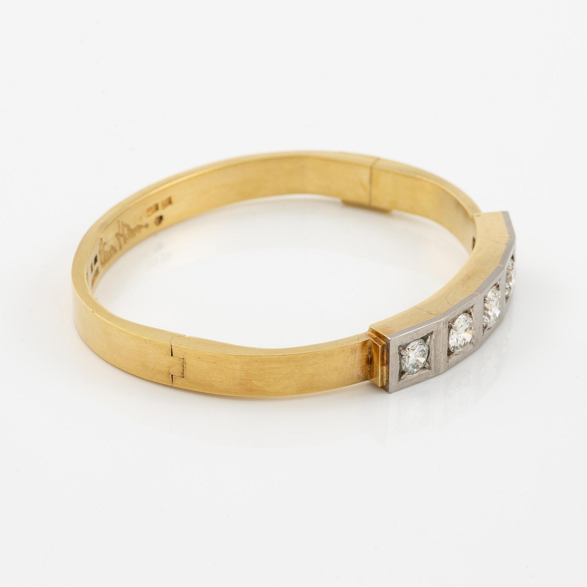Wiwen Nilsson, a bracelet, 18K gold with round brilliant-cut diamonds, Lund 1962.