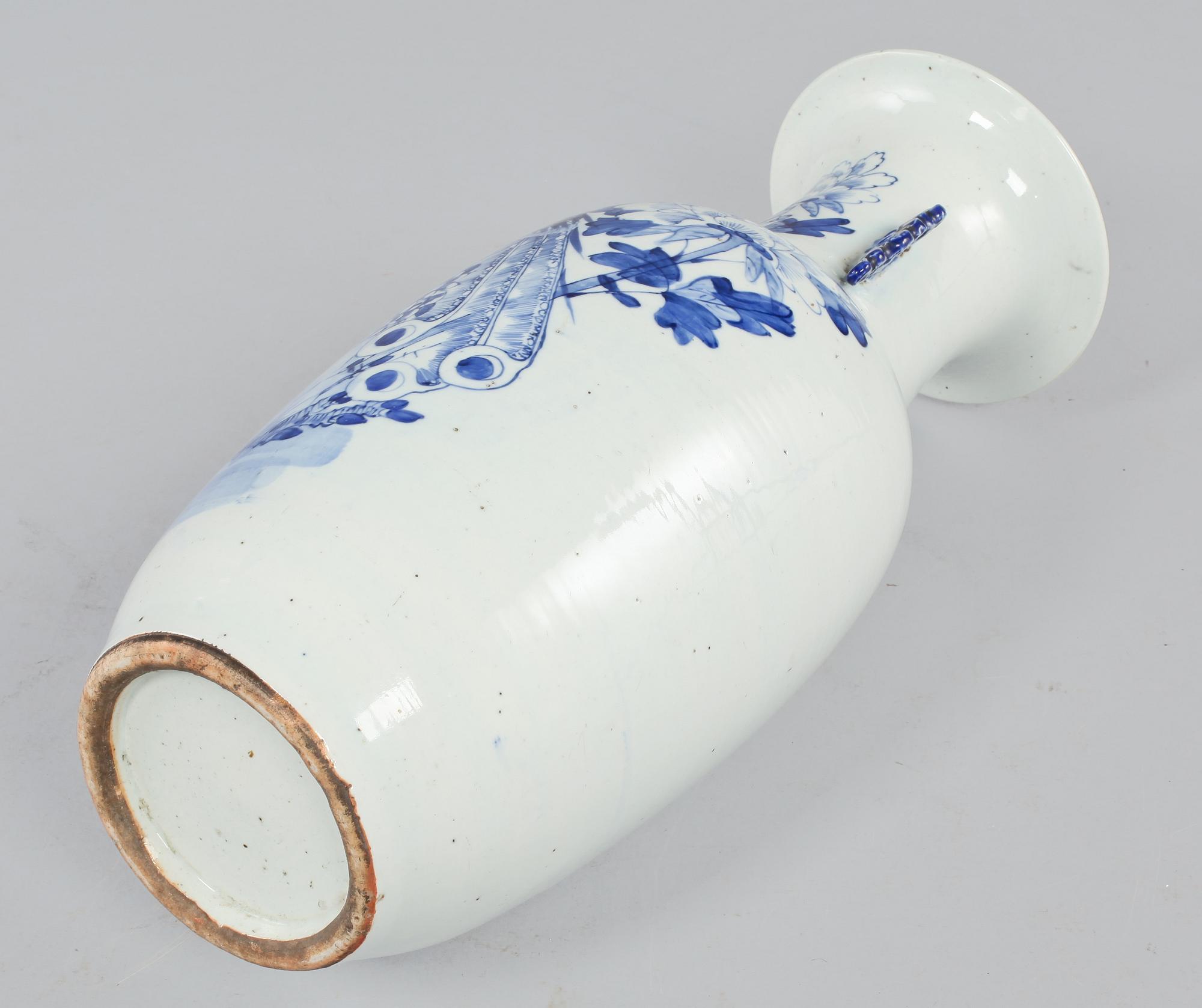 VAS, porslin, Kina, 1800-tal.