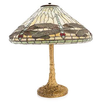 Tiffany Studios, "Dragonfly and Pony base" bordslampa, New York ca 1900.