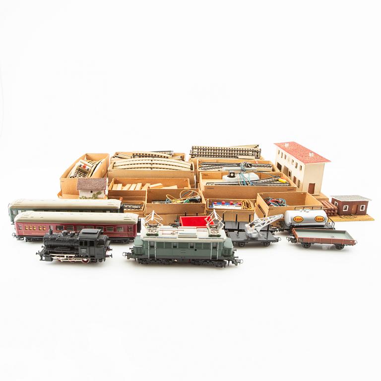 Märklin, train set, including two locomotives, E44039 and 89028.