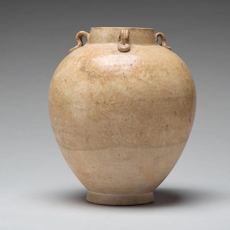 A large jar, Tang dynasty (608-906).