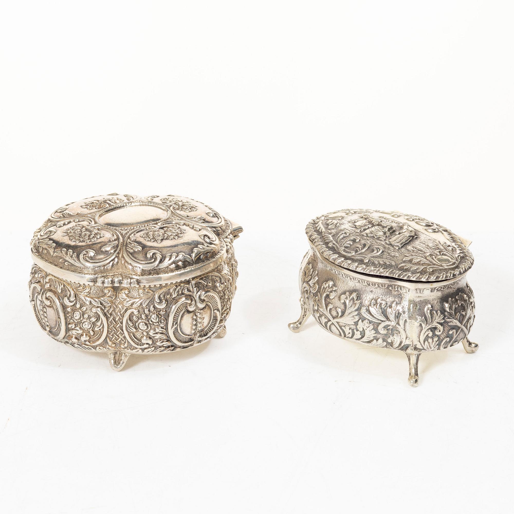 Two covered boxes, silver, Rococo style, 20th century.
