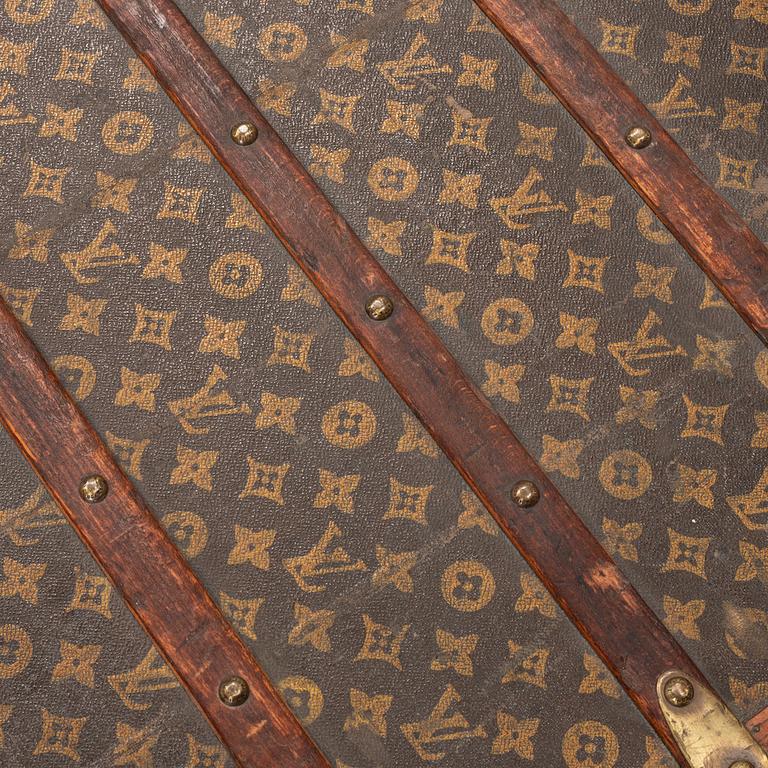 LOUIS VUITTON, a early 19th century.