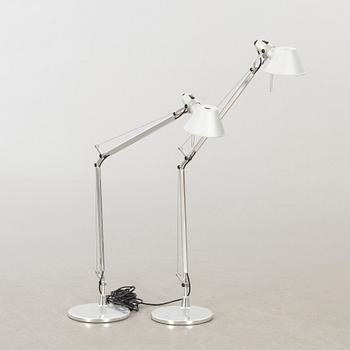 A pair of "Tolomeo", Michele De Lucchi and Giancarlo Fassina for Artemide italian table lamps.