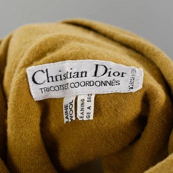 CAPE, Christian Dior.