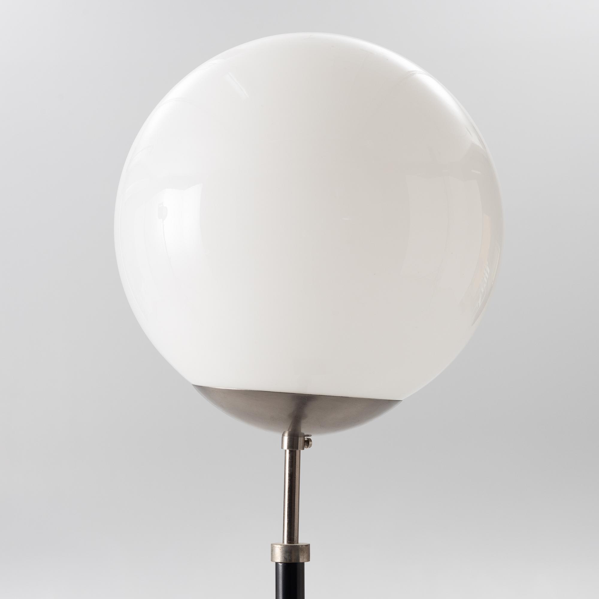 A 1920s/30's floor lamp.