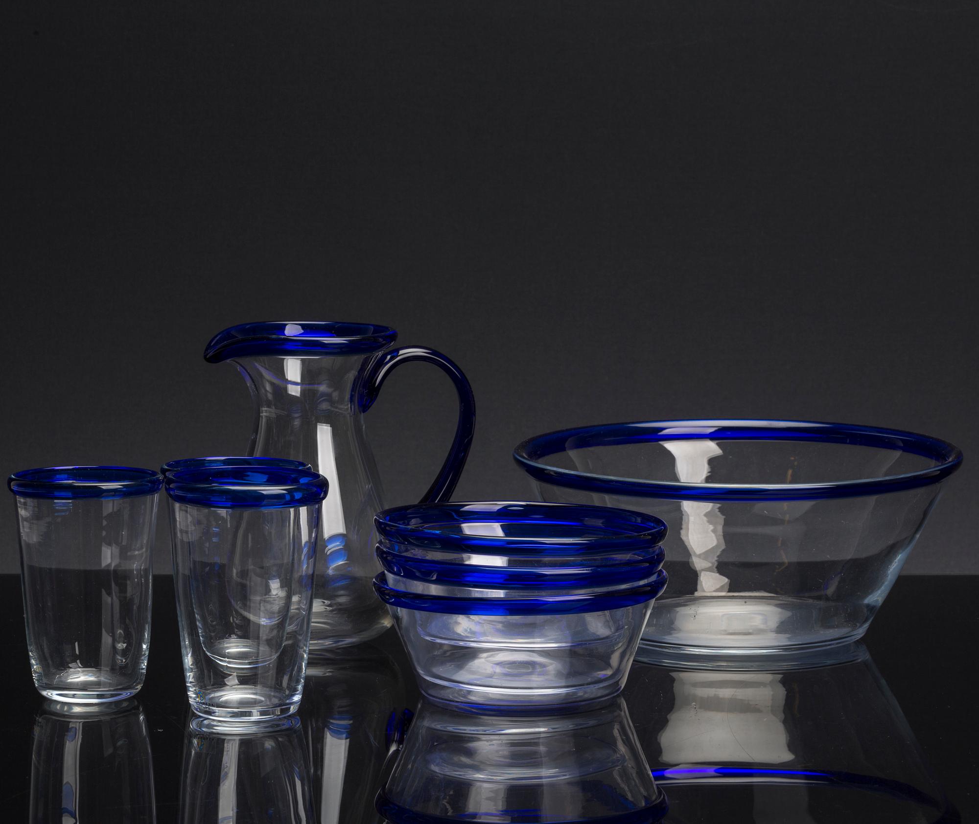 SKÅLAR, GLAS OCH KANNA, 12 st, glas, Bergdala glasbruk, 1900-tal.
