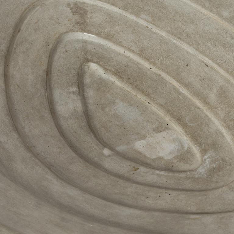 Stina Lindholm, a concrete dish, Skulpturfabriken, Sweden.