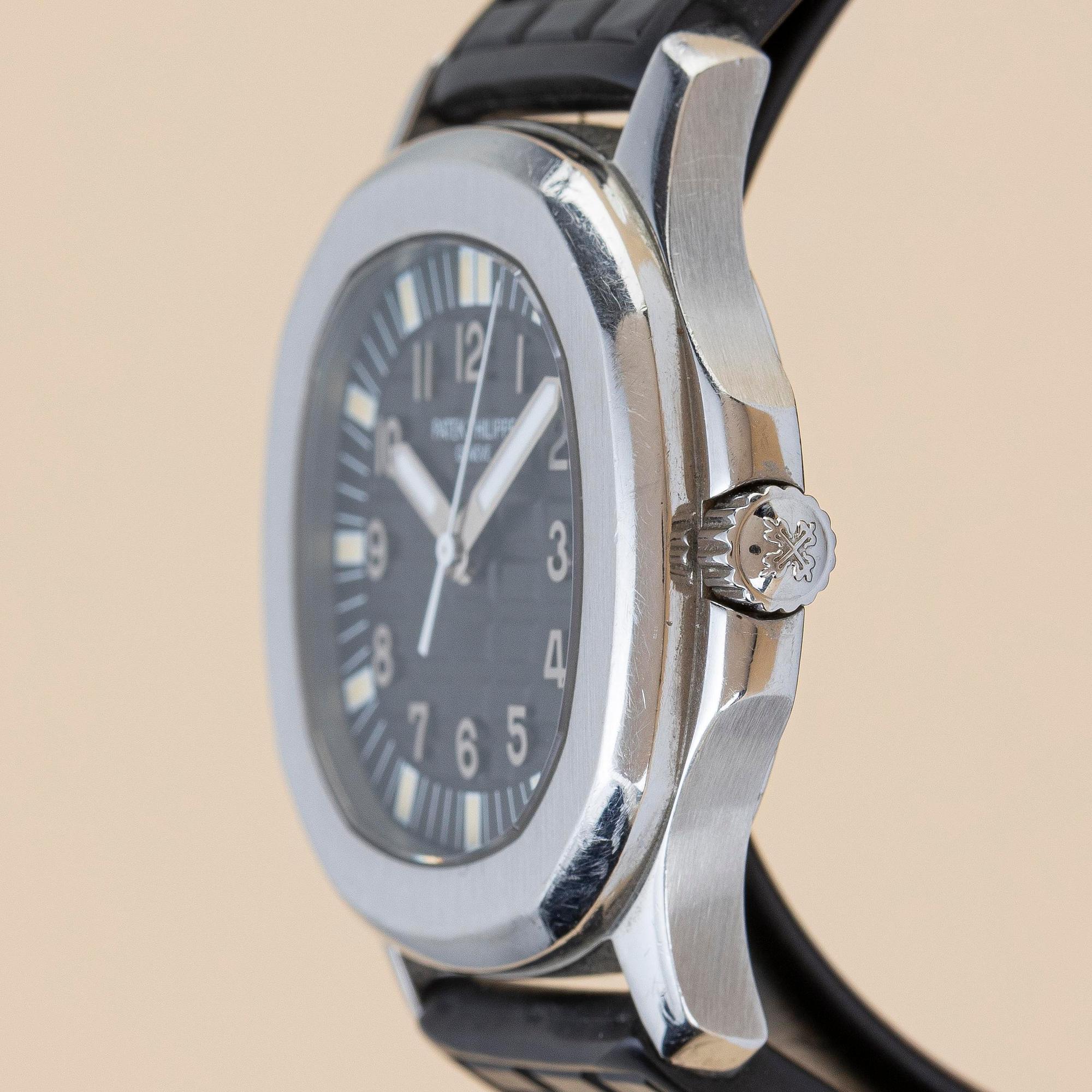 Patek Philippe, Aquanaut, "First generation", "Solid case back", "Nautilus-signed clasp", ca 1997.
