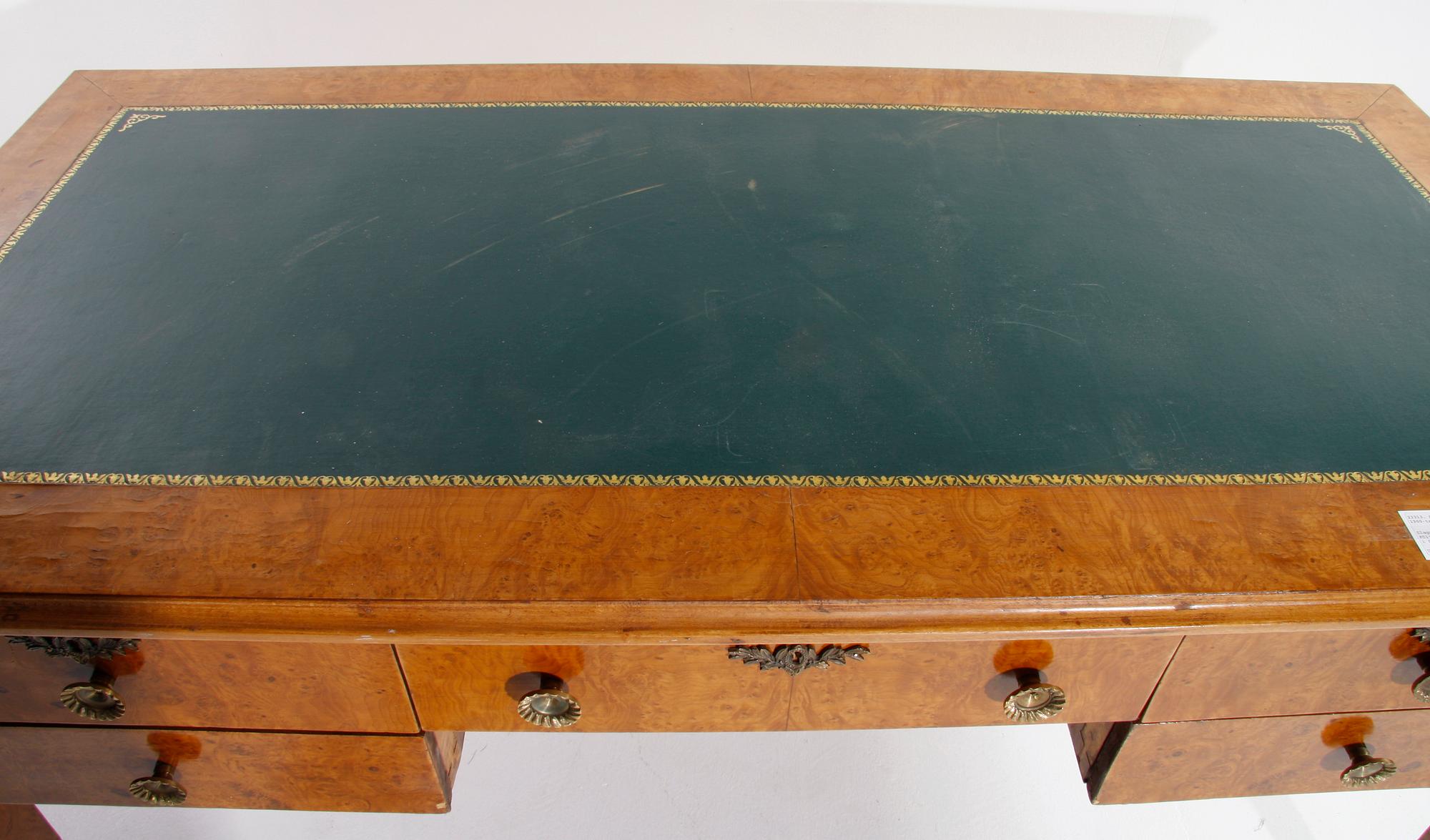 SKRIVBORD, empirestil, 1900-tal.